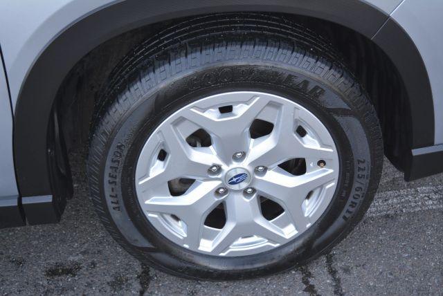 Photo of 2020 Ice Silver Metallic Subaru Forester