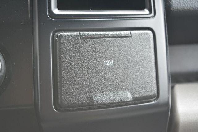Photo of 2016 Oxford White Ford F-150