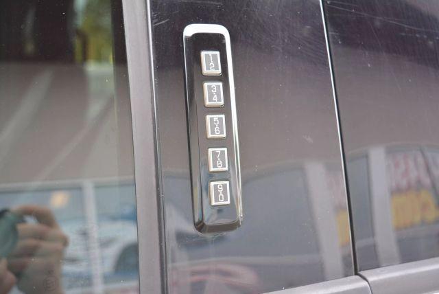 Photo of 2015 Oxford White Ford F-150