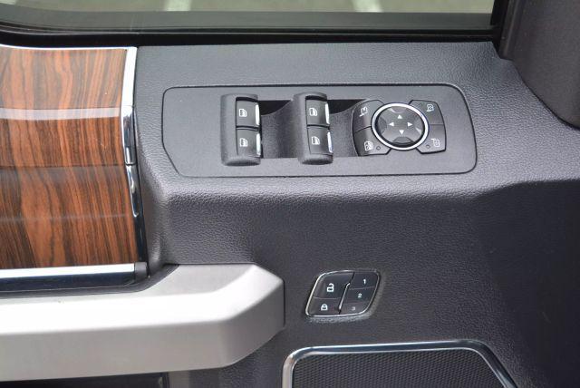 Photo of 2015 Oxford White Ford F-150