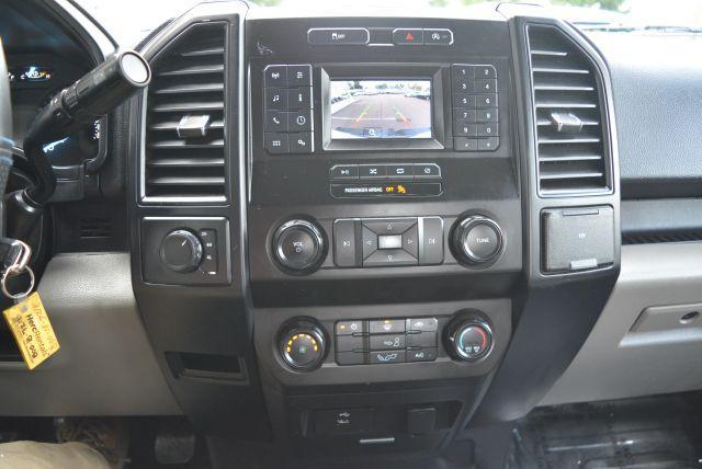 Photo of 2018 Oxford White Ford F-150