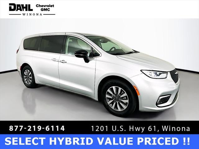 2024 Chrysler Pacifica Hybrid