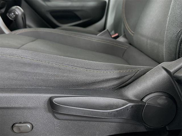 Photo of 2018 Silver Ice Metallic Chevrolet Trax