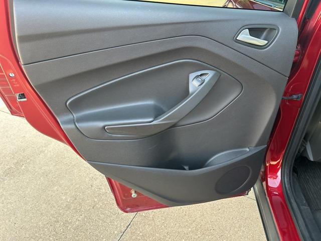 Photo of 2018 Ruby Red Ford Escape