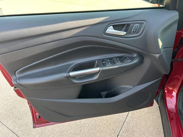 Photo of 2018 Ruby Red Ford Escape