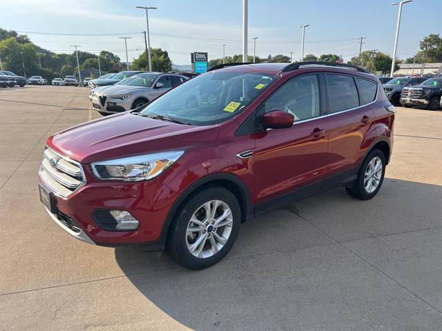Photo of 2018 Ruby Red Ford Escape