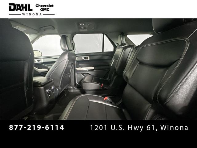 Photo of 2021 Agate Black Metallic Ford Explorer