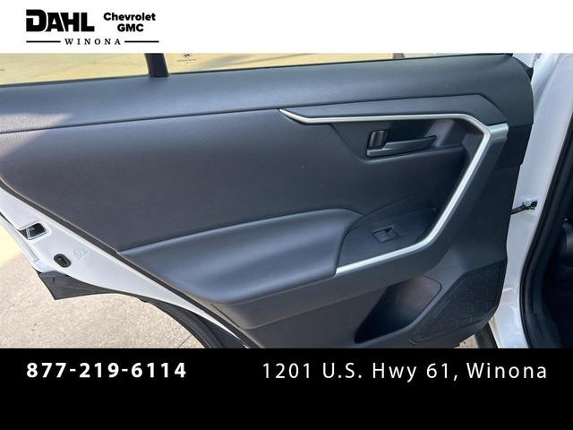 Photo of 2024 Ice Cap Toyota RAV4
