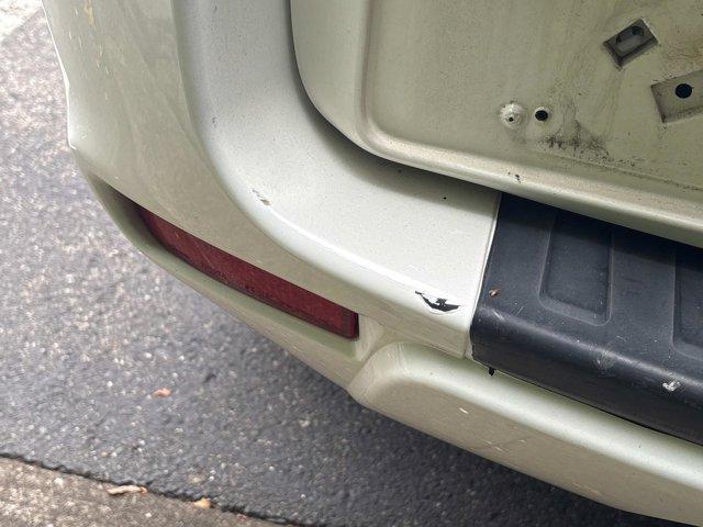 Photo of 2009 Super White Toyota RAV4