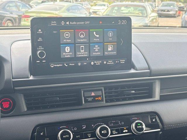 Photo of 2025 Platinum White Pearl Honda Pilot