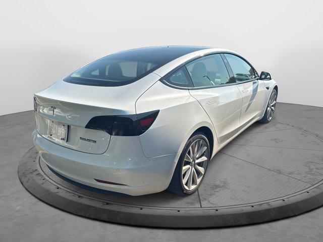Photo of 2020 Pearl White Multi Tesla Model 3