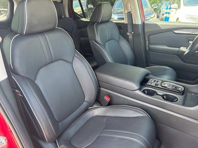 Photo of 2023 Radiant Red Metallic II Honda Pilot