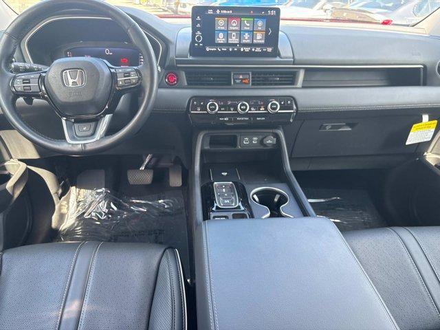 Photo of 2023 Radiant Red Metallic II Honda Pilot