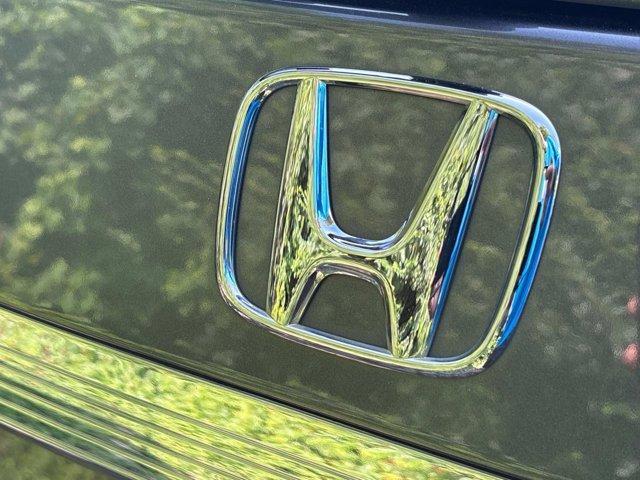 Photo of 2017 Modern Steel Metallic Honda Odyssey