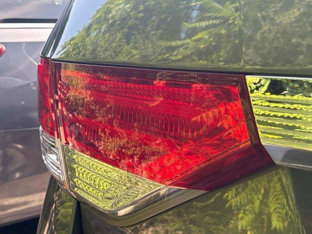 Photo of 2017 Modern Steel Metallic Honda Odyssey