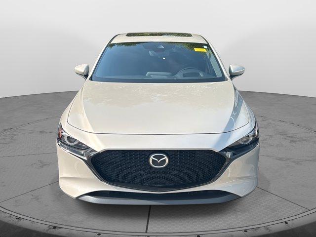 Photo of 2023 Platinum Quartz Metallic Mazda Mazda3