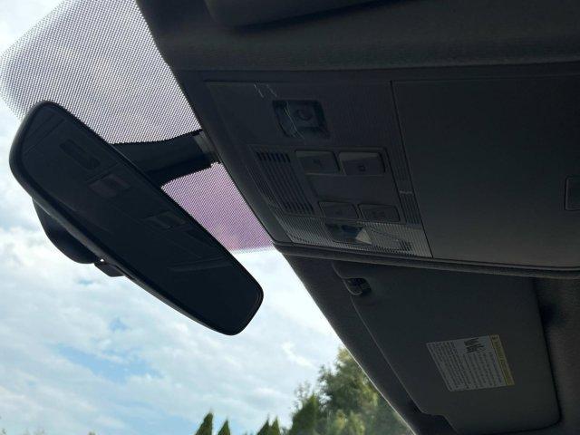 Photo of 2023 Deep Black Pearl Effect Volkswagen Tiguan