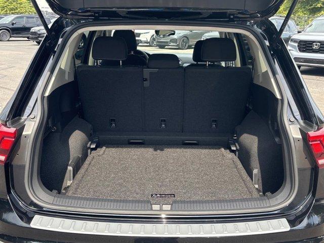 Photo of 2023 Deep Black Pearl Effect Volkswagen Tiguan