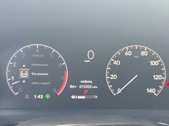 Photo of 2024 Platinum White Pearl Honda Pilot