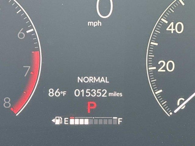 Photo of 2024 Platinum White Pearl Honda Pilot