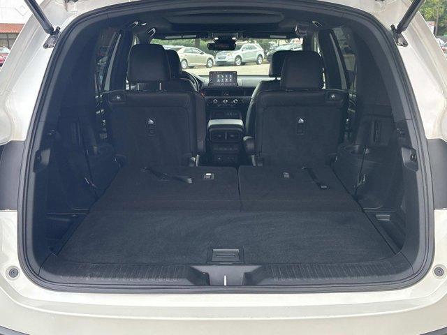 Photo of 2024 Platinum White Pearl Honda Pilot