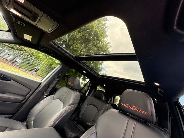 Photo of 2024 Platinum White Pearl Honda Pilot