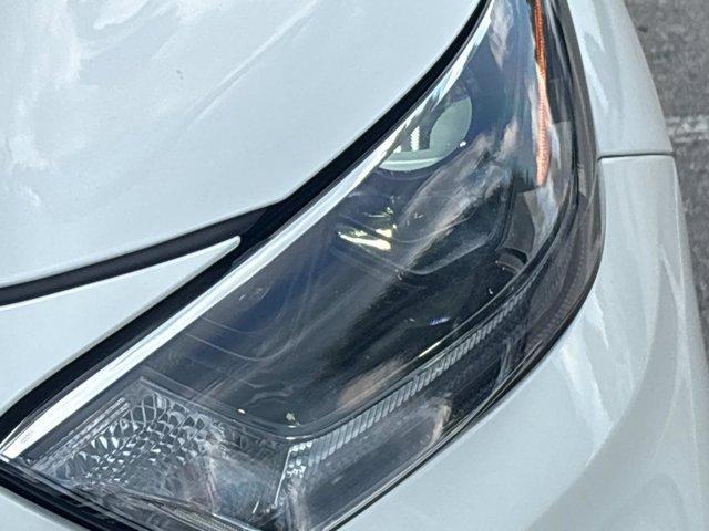 Photo of 2021 Blizzard Pearl Toyota Highlander