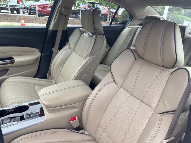 Photo of 2020 Platinum White Pearl Acura TLX