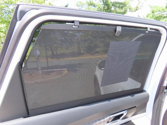 Photo of 2024 Glacial White Pearl Kia Telluride