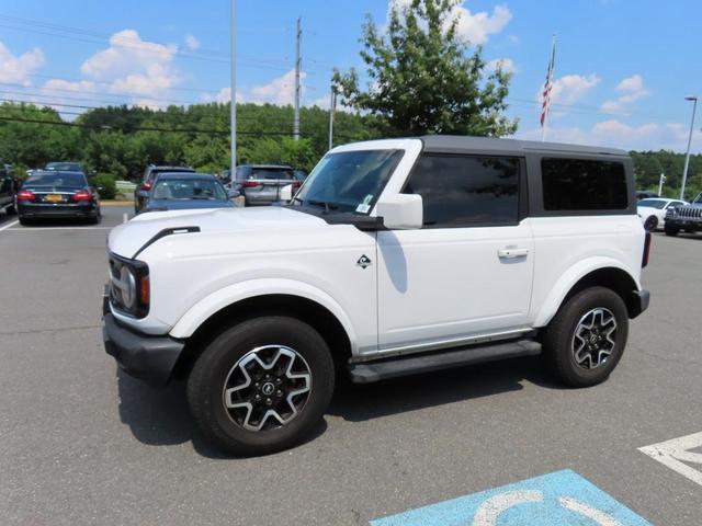 Photo of 2021 Oxford White Ford Bronco