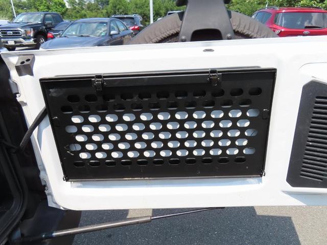Photo of 2021 Oxford White Ford Bronco