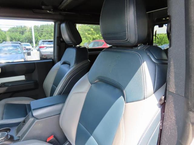 Photo of 2021 Oxford White Ford Bronco