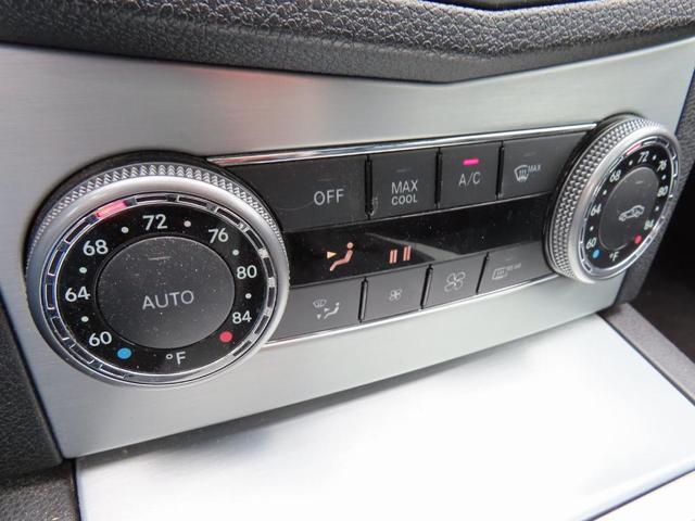 Photo of 2009 Arctic White Mercedes-Benz C-Class