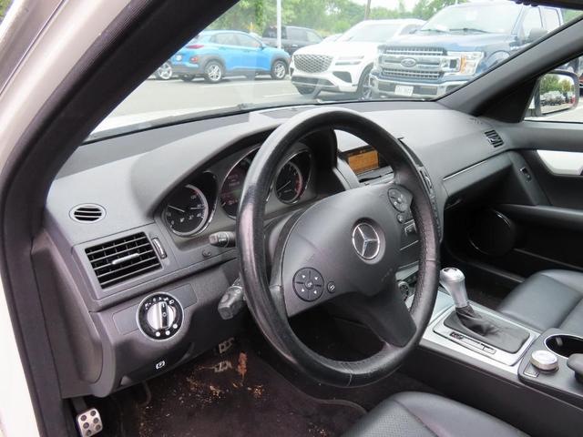 Photo of 2009 Arctic White Mercedes-Benz C-Class