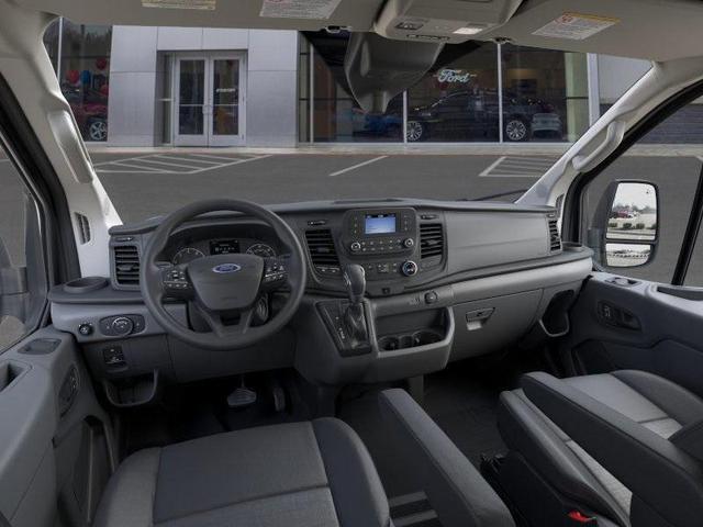 Photo of 2025 Oxford White Ford Transit-250