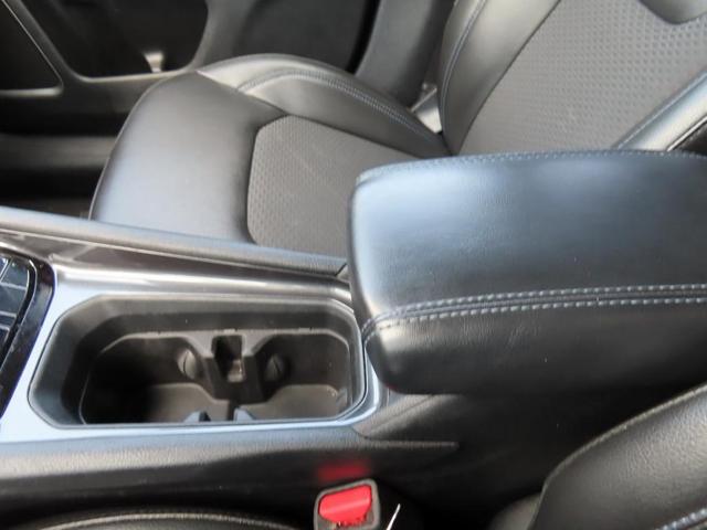 Photo of 2022 Laser Blue Jeep Compass