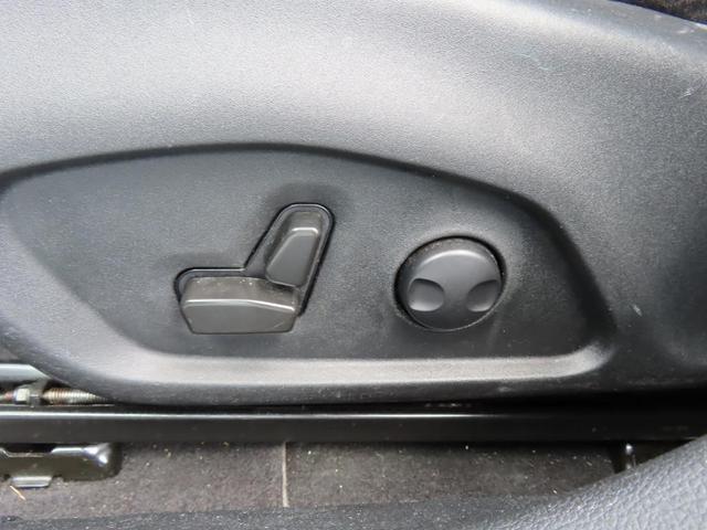 Photo of 2022 Laser Blue Jeep Compass
