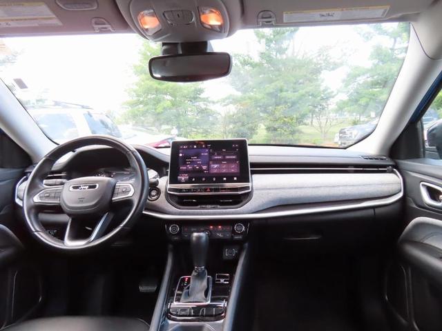 Photo of 2022 Laser Blue Jeep Compass
