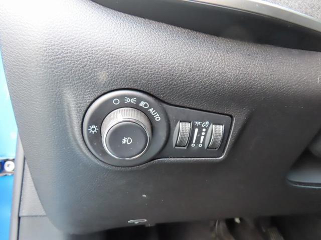 Photo of 2022 Laser Blue Jeep Compass