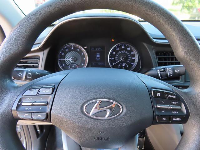 Photo of 2020 Stellar Silver Hyundai ELANTRA
