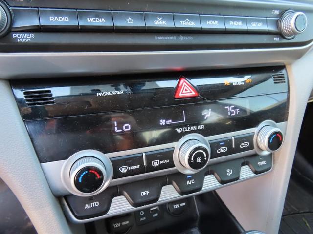 Photo of 2020 Stellar Silver Hyundai ELANTRA