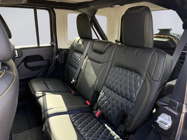 Photo of 2025 Granite Crystal Metallic Clearcoat Jeep Wrangler