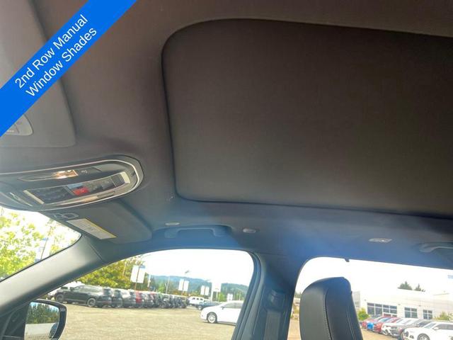 Photo of 2025 Bright White Clearcoat Jeep Grand Cherokee L