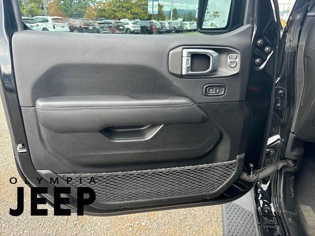 Photo of 2022 Black Clearcoat Jeep Wrangler Unlimited 4xe