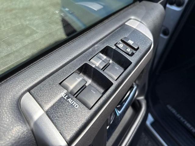 Photo of 2019 Silver Toyota 4Runner