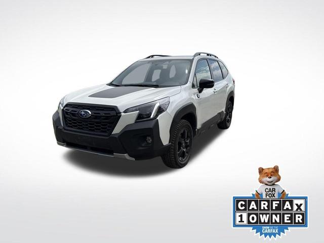 Photo of 2024 Crystal White Pearl Subaru Forester