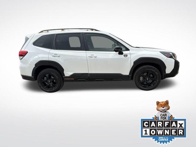 Photo of 2024 Crystal White Pearl Subaru Forester