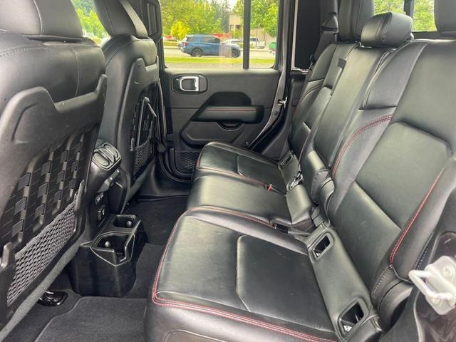 Photo of 2020 Granite Crystal Metallic Clearcoat Jeep Gladiator