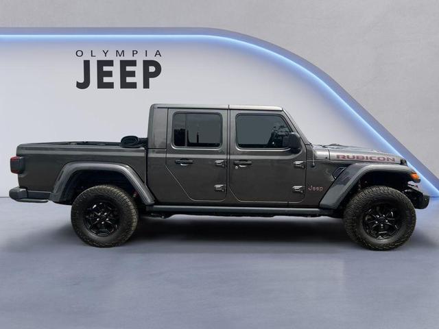 Photo of 2020 Granite Crystal Metallic Clearcoat Jeep Gladiator