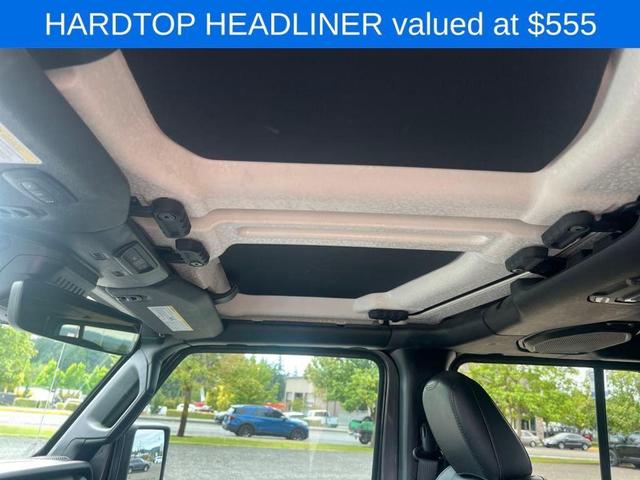 Photo of 2020 Granite Crystal Metallic Clearcoat Jeep Gladiator